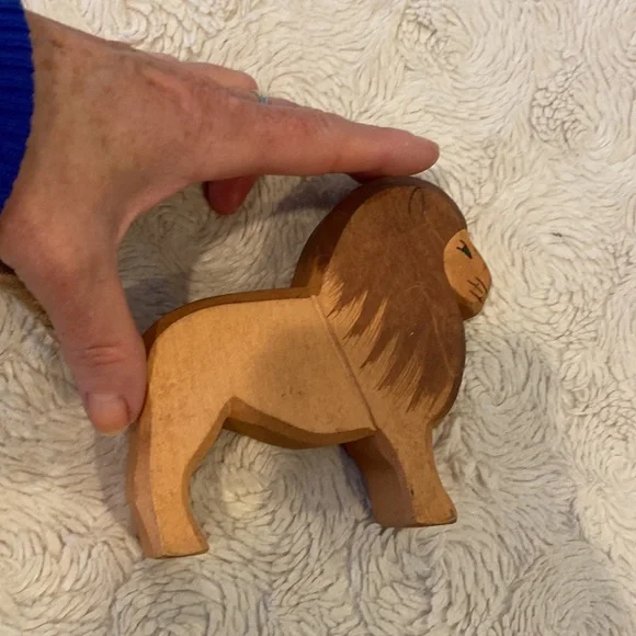 Holztiger & Ostheimer Waldorf inspired Safari Animals Wooden Toys - Picture 8 of 16